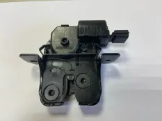 Замок багажника Renault Arkana
