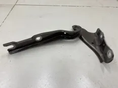 Петля капота правая Skoda Rapid 2