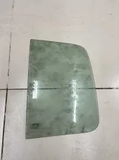 Стекло двери (Форточка) заднее левое Renault Clio