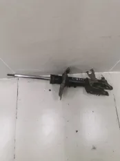 Амортизатор передний правый Nissan Teana J31