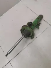 Амортизатор передний правый Ford Focus 2