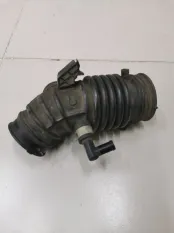 Патрубок воздушного фильтра Nissan Almera 2 N16