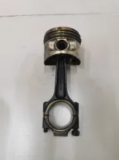 Поршень с шатуном Chevrolet Niva 1.7 2006
