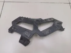 Кронштейн бампера передний правый Renault Arkana