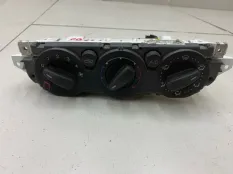 Блок управления отопителем Ford Focus 2