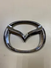 Эмблема на решетку радиатора Mazda CX-5 KF