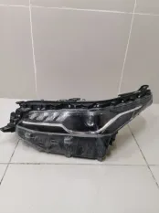 Фара левая Toyota Fortuner 2