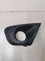 Рамка противотуманной фары правая Renault Duster 1
