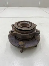 Ступица передняя Nissan X-trail T31