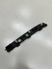 Кронштейн бампера задний правый Kia Rio 3 QB