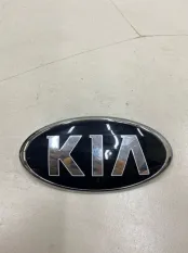 Эмблема на дверь багажника задняя Kia Sorento 4