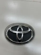 Эмблема Toyota Fortuner 2
