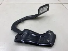 Петля капота правая Ford Focus 3