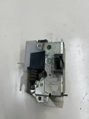 Замок двери задний левый Renault Symbol 1