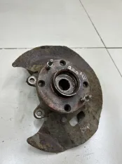 Кулак поворотный передний левый Лада Приора 2172