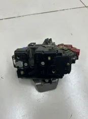 Замок двери задний правый Audi A8 D3 4E