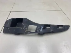 Кронштейн бампера передний левый Renault Arkana