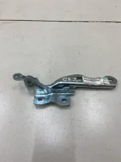 Петля капота правая Chevrolet Cruze 1