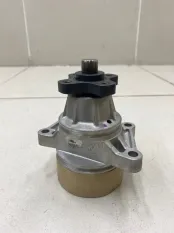 Насос водяной (помпа) Suzuki Grand Vitara 1