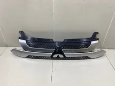 Решетка радиатора Mitsubishi Outlander 3 GF