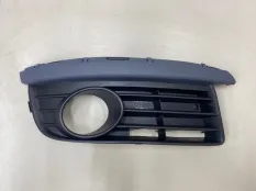 Решетка в бампер правая Volkswagen Golf 5