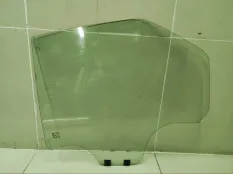 Стекло двери заднее левое Renault Logan 1