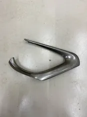 Рамка противотуманной фары правая Toyota Camry