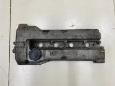 Крышка головки блока (клапанная) Mazda 323 BJ ZMDE