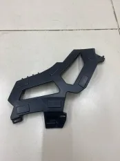 Кронштейн бампера передний правый Renault Arkana