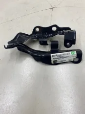 Петля капота левая Toyota Camry XV50