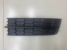 Решетка в бампер левая Skoda Rapid 1