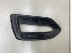 Рамка противотуманной фары левая Hyundai Solaris 2