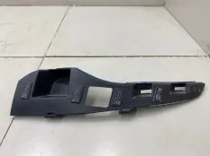 Кронштейн бампера передний левый Renault Arkana