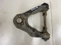 Рычаг подвески верхний правый Ford Maverick 1 UDS