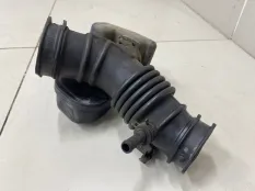 Патрубок воздушного фильтра Nissan Primera 3 P12