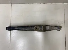 Рычаг подвески поперечный задний Mitsubishi Lancer