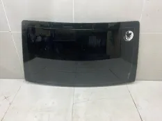 Стекло заднее Ford Focus 1 YS4E 2.0 SPLIT PORT