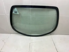 Стекло заднее Nissan Primera 3 P12