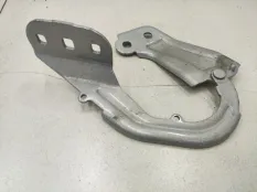Петля капота правая Ford Focus 3
