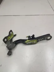 Петля капота левая Chevrolet Cruze 1