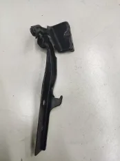 Петля капота правая Suzuki Vitara 2