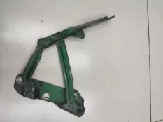 Петля капота левая Opel Vectra B