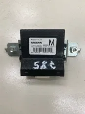 Блок управления раздаточной коробкой Nissan