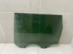 Стекло двери заднее левое Porsche Cayenne 955 2003