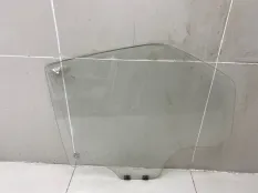 Стекло двери заднее левое Renault Logan 1 2008