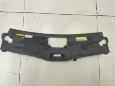 Кожух замка капота Skoda Rapid 2