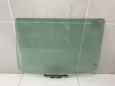 Стекло двери заднее левое УАЗ Патриот