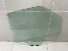 Стекло двери заднее левое Renault Logan 1 2013