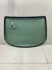 Стекло заднее Audi 80 B3