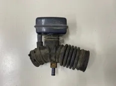 Патрубок воздушного фильтра Nissan Almera Classic